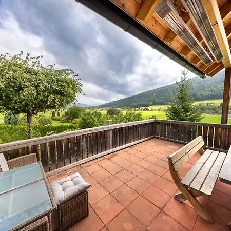 Panorama Lungau Casa de Férias *